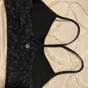 Lulu lemon Y bra size 6